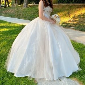 Quince quinceanera dress ball gown sweet 16